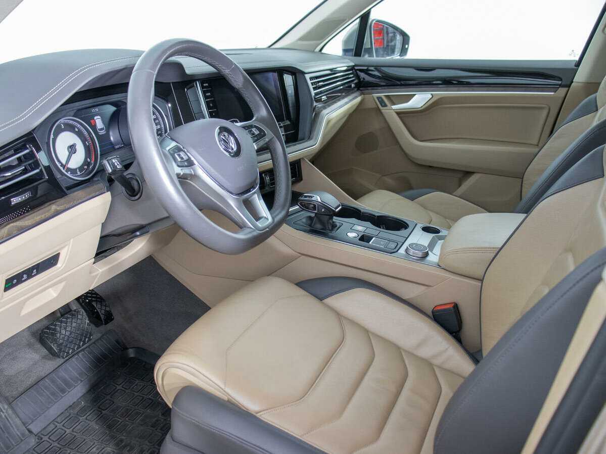 Купить Volkswagen Touareg, 2018, 120 059 км, фото №12