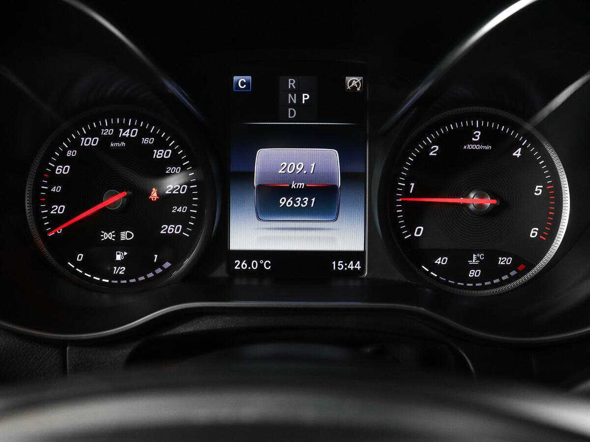 Купить Mercedes-Benz GLC 220 d, 2017, 132 001 км, фото №11