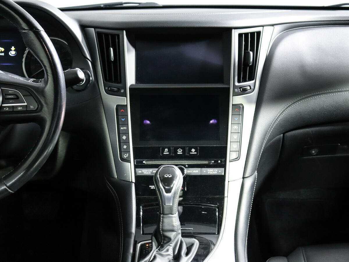 Купить Infiniti Q60, 2016, 51 056 км, фото №12