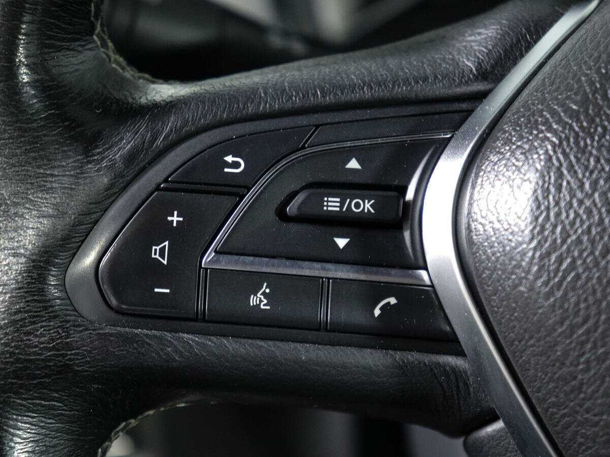 Купить Infiniti Q60, 2016, 51 056 км, фото №20