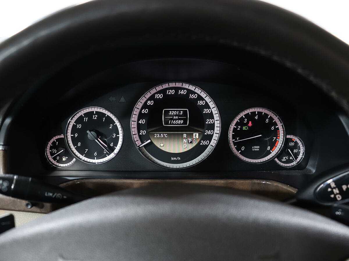 Купить Mercedes-Benz E-Класс 350, 2011, 116 000 км, фото №10