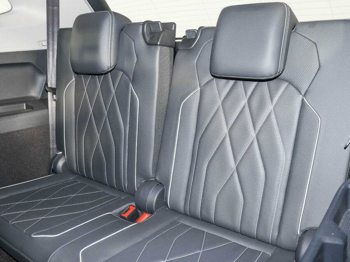 Купить Volkswagen Tiguan L, 2023, 89 км, фото №16