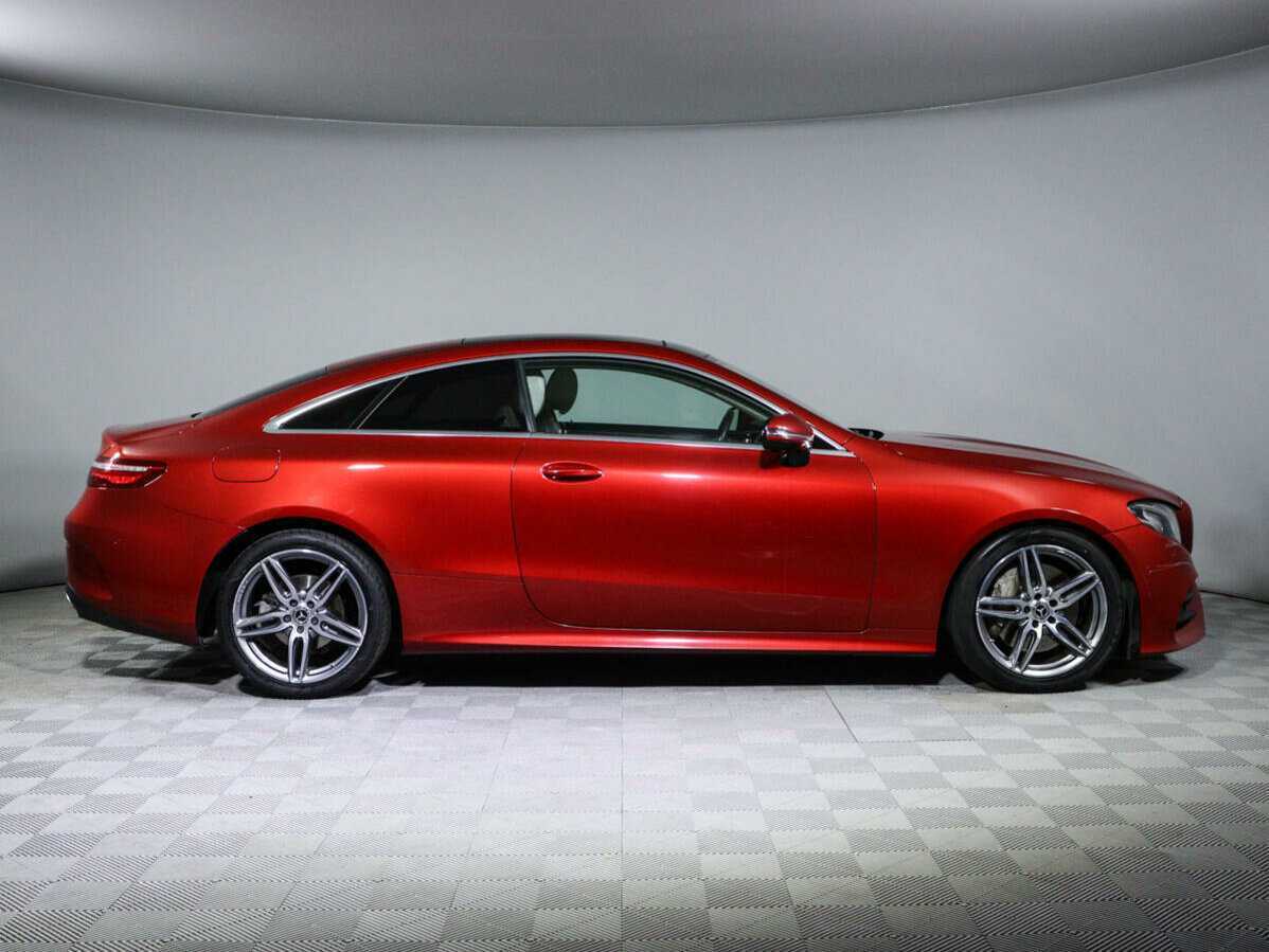 Купить Mercedes-Benz E-Класс 300, 2018, 118 255 км, фото №4
