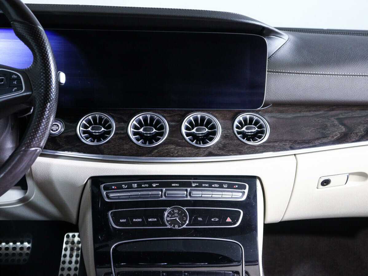 Купить Mercedes-Benz E-Класс 300, 2018, 118 255 км, фото №13