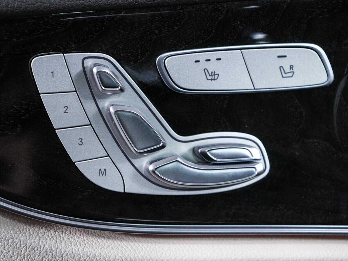 Купить Mercedes-Benz E-Класс 300, 2018, 118 255 км, фото №21