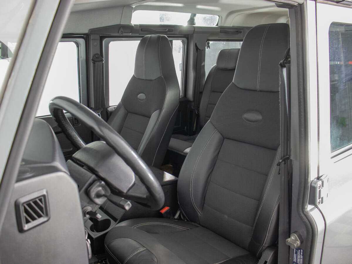 Купить Land Rover Defender 110, 2013, 71 545 км, фото №12
