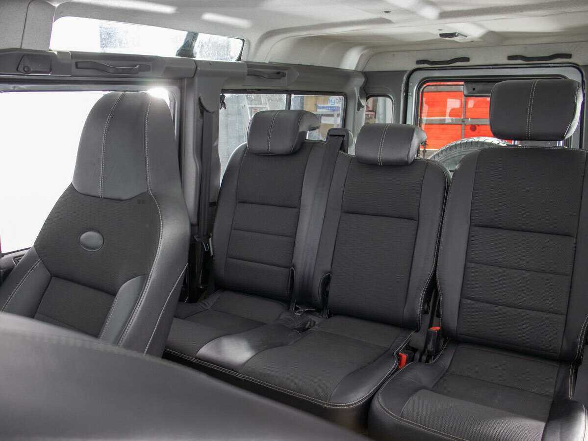 Купить Land Rover Defender 110, 2013, 71 545 км, фото №14