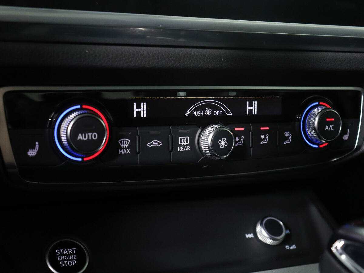 Купить Audi Q3 Sportback 40 TFSI, 2020, 47 110 км, фото №17