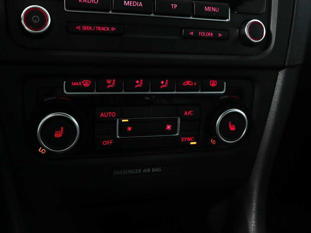 Купить Volkswagen Golf, 2012, 84 820 км, фото №13