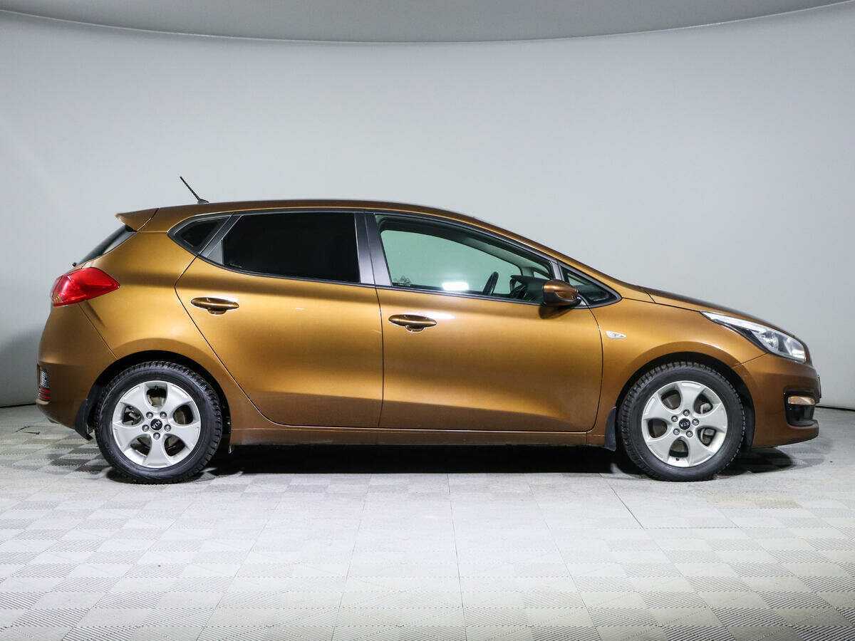 Купить Kia Ceed, 2015, 83 100 км, фото №4