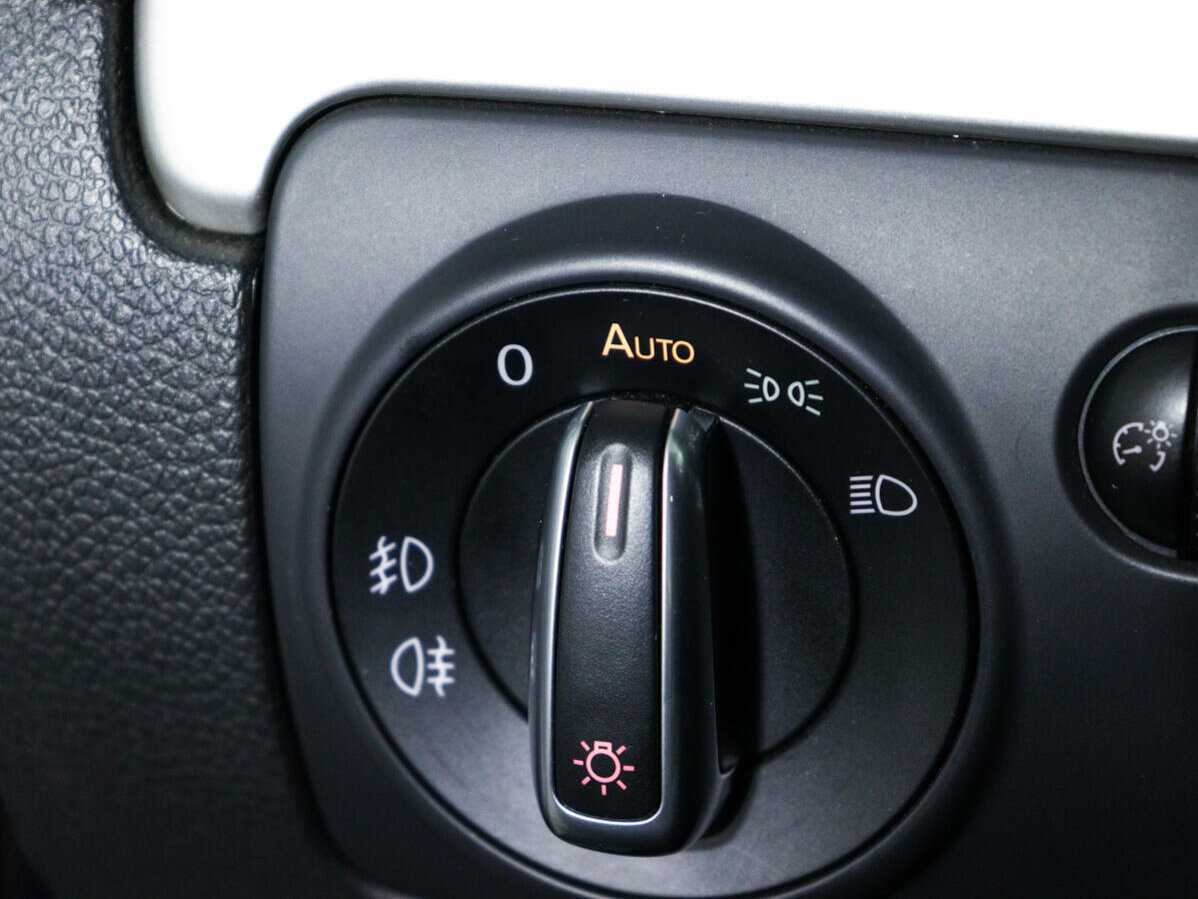 Купить Volkswagen Golf, 2009, 86 945 км, фото №17