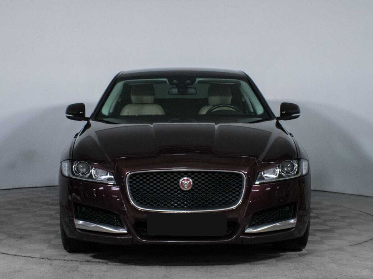 Jaguar XF