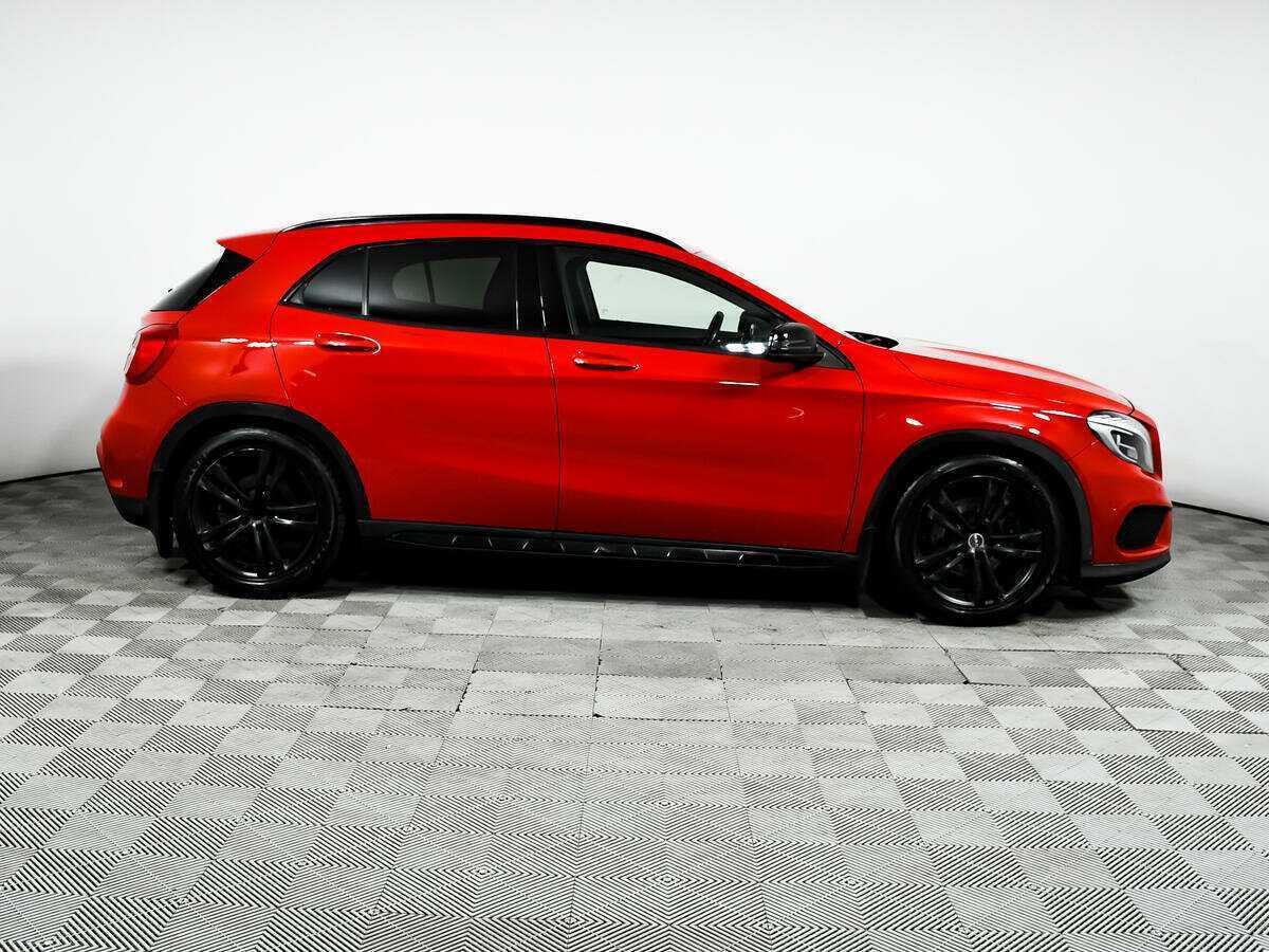 Купить Mercedes-Benz GLA 250, 2014, 67 555 км, фото №4