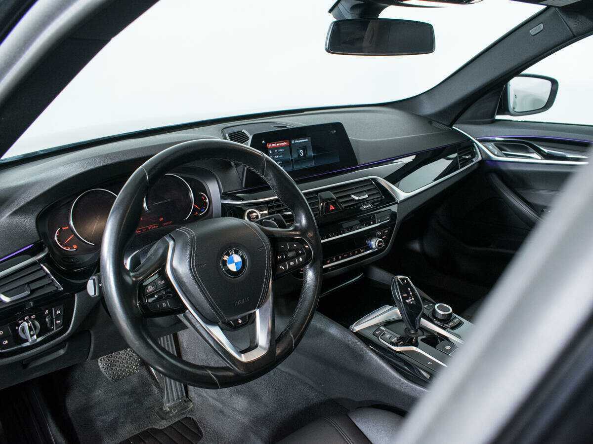 Купить BMW 5 серии 520d xDrive, 2019, 94 200 км, фото №13