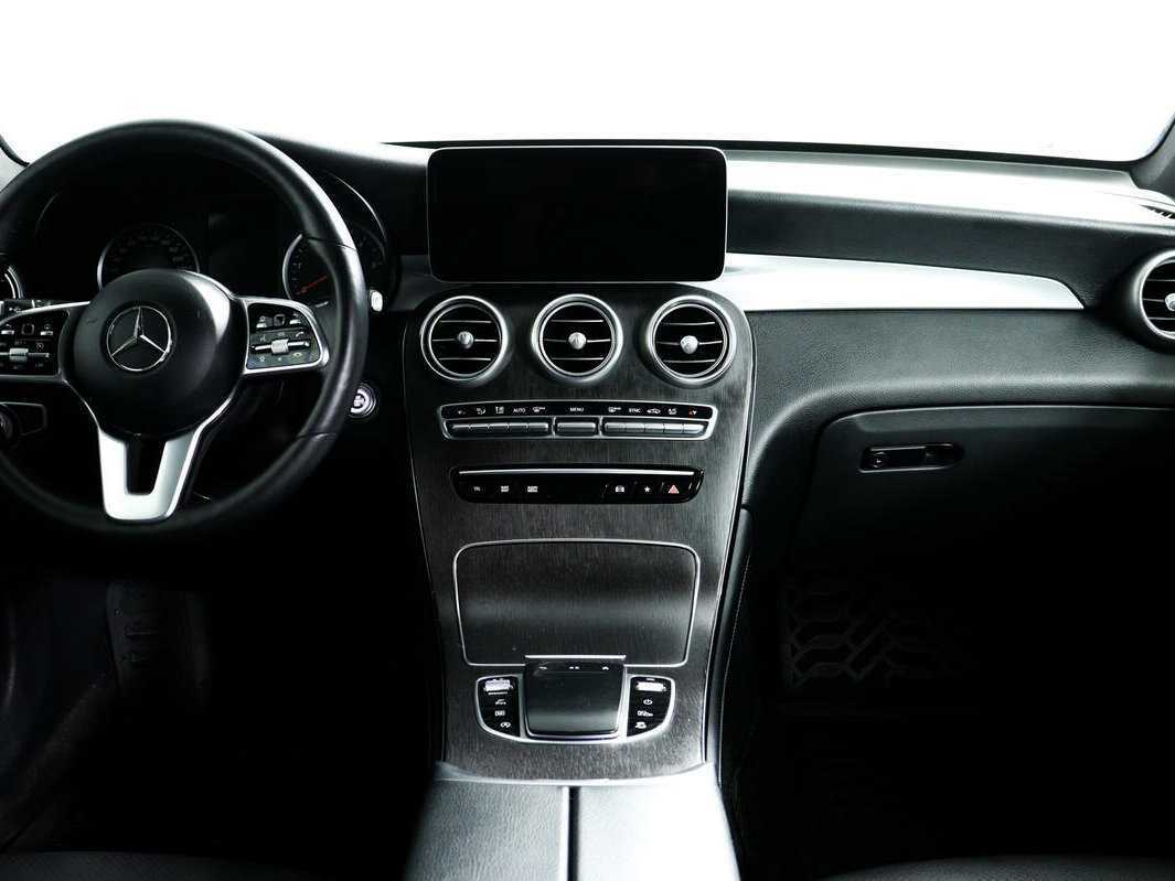 Купить Mercedes-Benz GLC 300 d, 2019, 59 000 км, фото №11