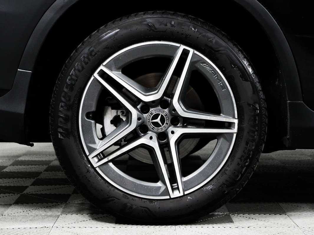 Купить Mercedes-Benz GLC 300 d, 2019, 59 000 км, фото №14