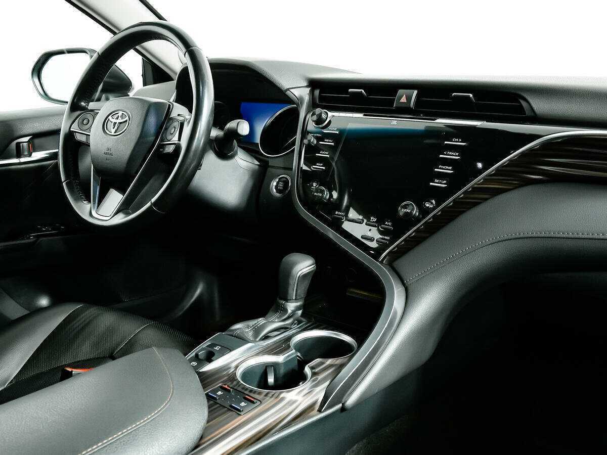 Купить Toyota Camry, 2020, 173 989 км, фото №9