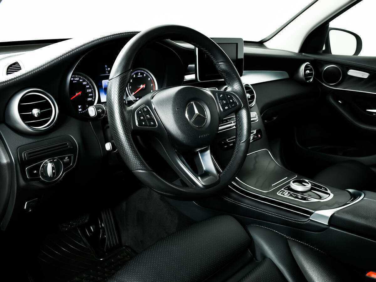 Купить Mercedes-Benz GLC 250, 2017, 49 130 км, фото №11