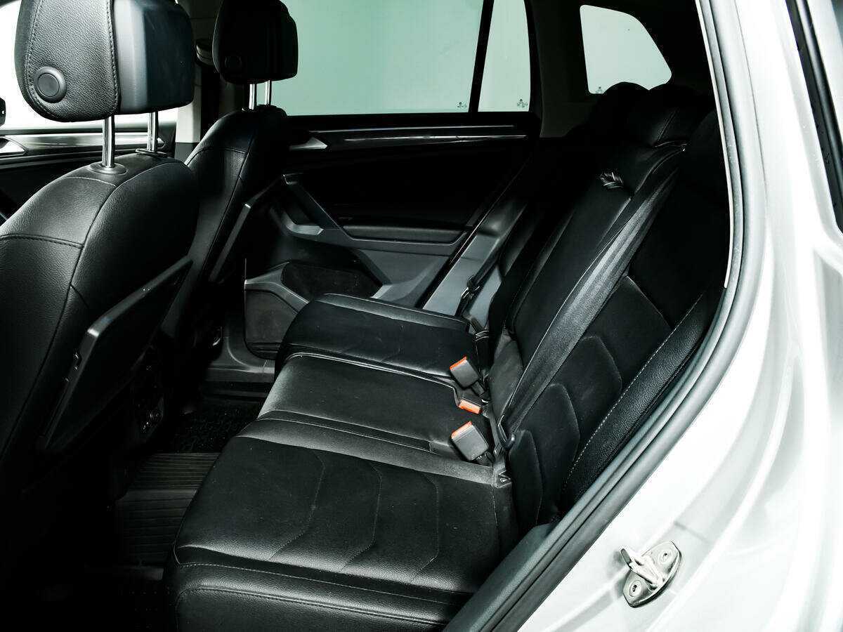 Купить Volkswagen Tiguan, 2019, 106 563 км, фото №12
