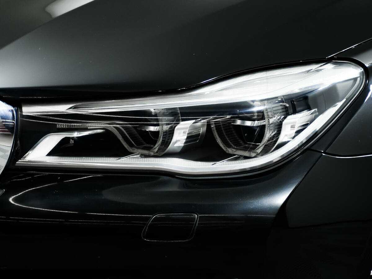 Купить BMW 7 серии 730i, 2016, 127 437 км, фото №15