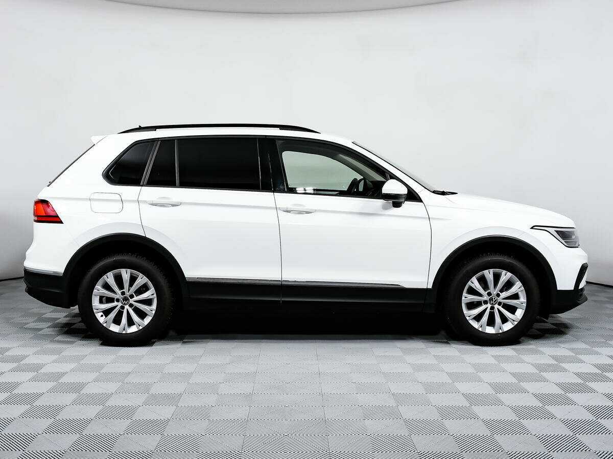 Купить Volkswagen Tiguan, 2021, 76 982 км, фото №4