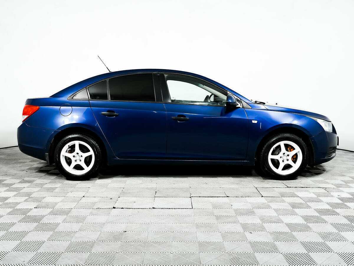 Купить Chevrolet Cruze, 2011, 115 259 км, фото №4