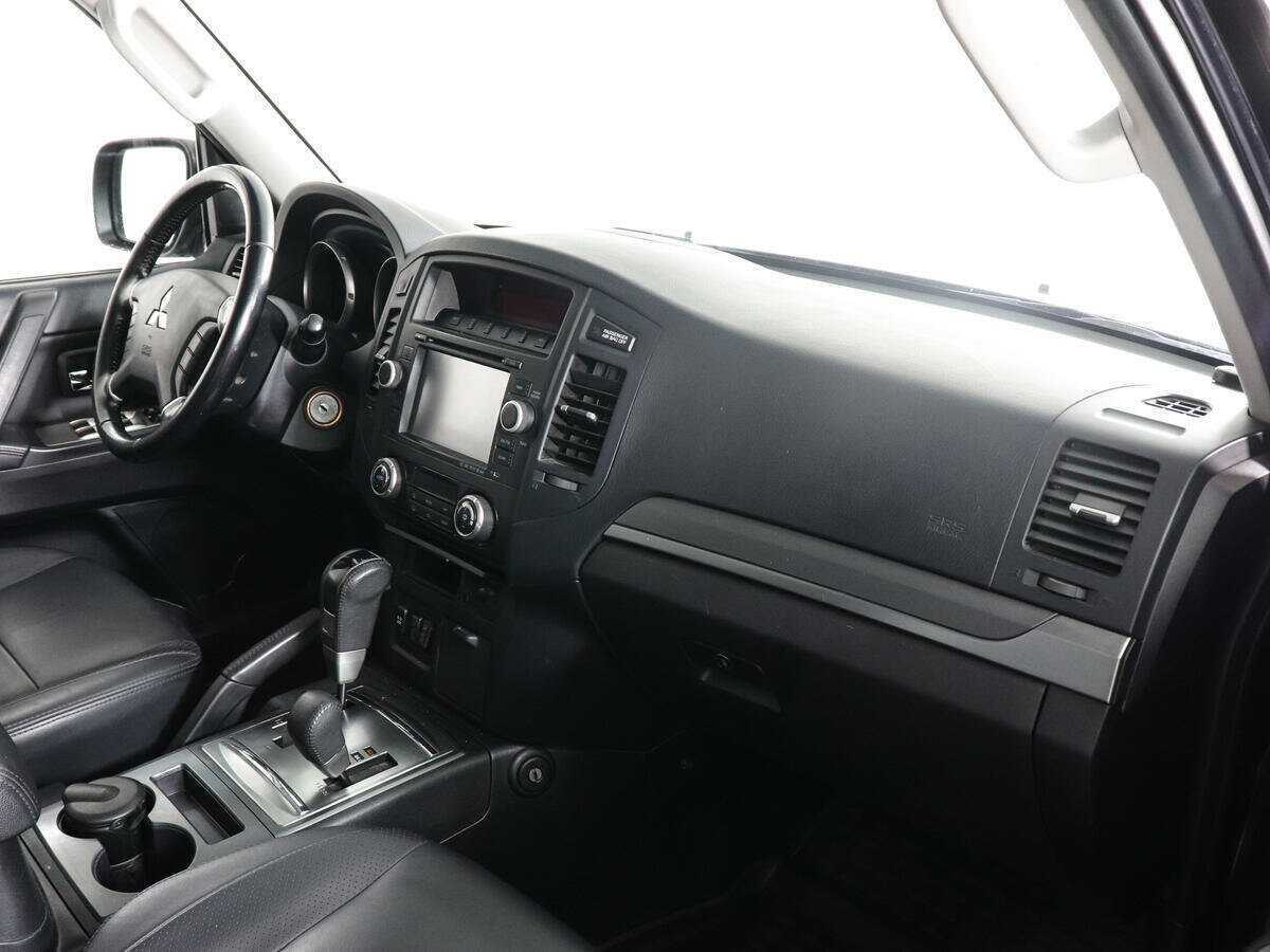 Купить Mitsubishi Pajero, 2011, 175 595 км, фото №10