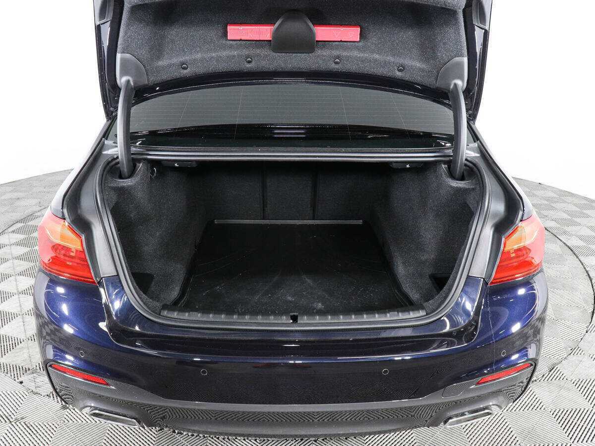 Купить BMW 5 серии 520d xDrive, 2019, 119 559 км, фото №10