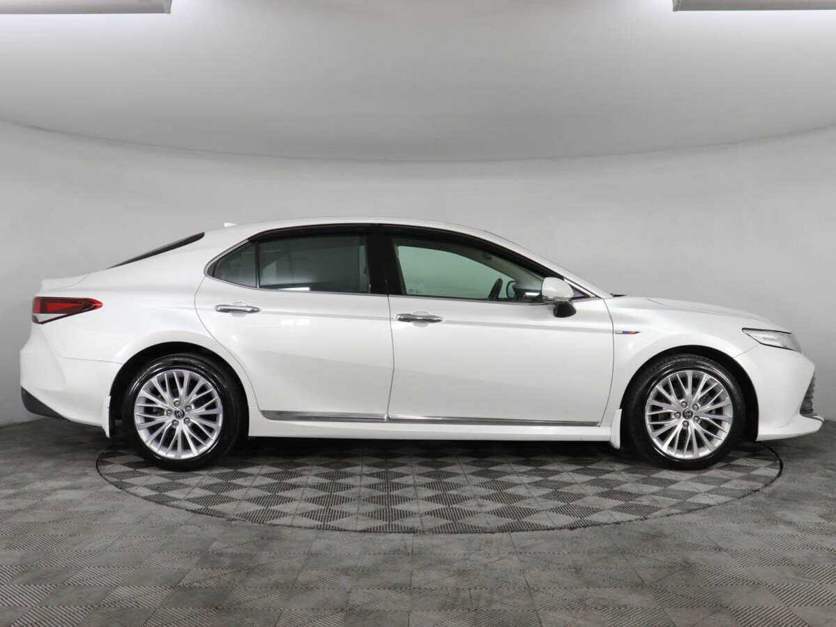 Купить Toyota Camry, 2019, 76 960 км, фото №4