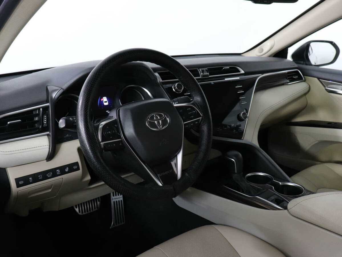 Купить Toyota Camry, 2019, 76 960 км, фото №9