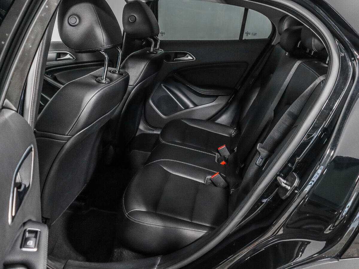 Купить Mercedes-Benz GLA 250, 2017, 49 680 км, фото №11