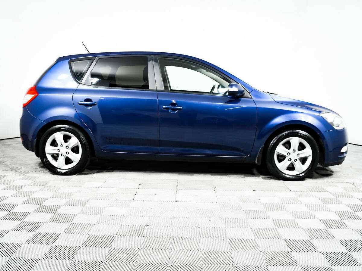 Купить Kia Ceed, 2010, 123 493 км, фото №4