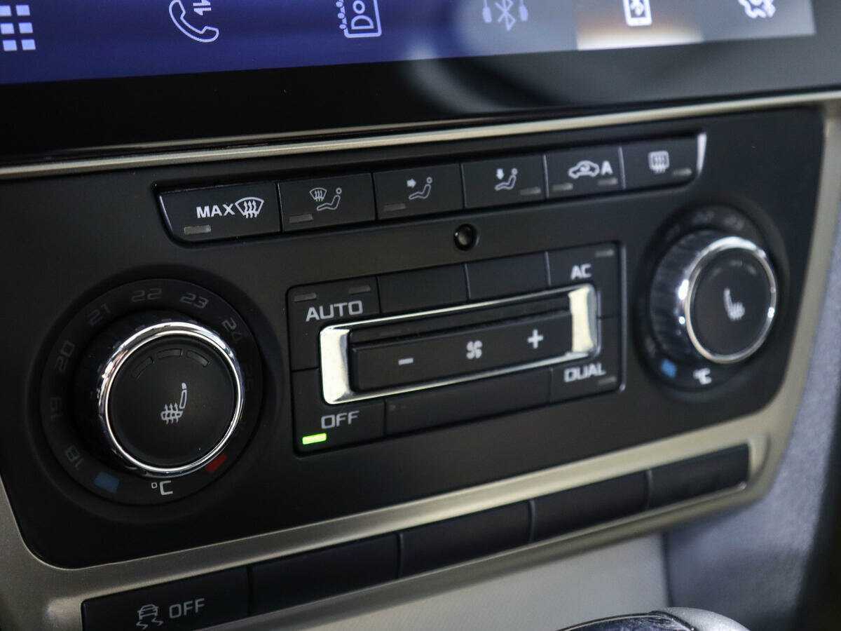 Купить Skoda Octavia, 2012, 195 538 км, фото №18