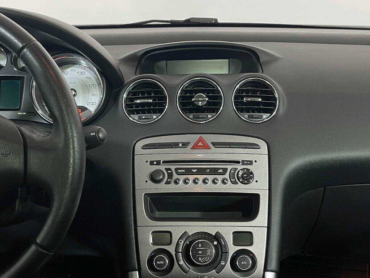 Купить Peugeot 308, 2009, 100 111 км, фото №12