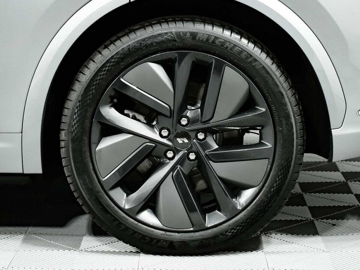 Купить LiXiang L7 52.3 kWh, 2024, 45 км, фото №12