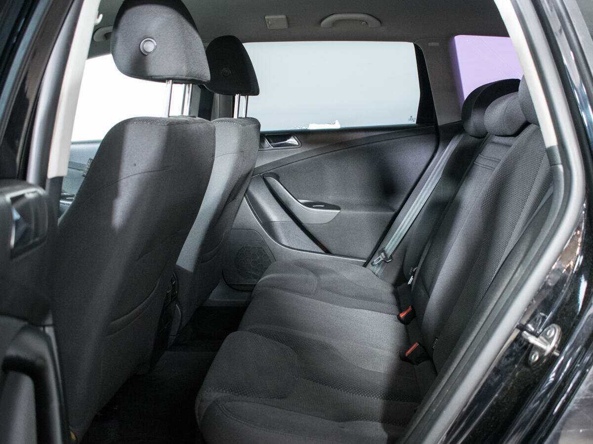 Купить Volkswagen Passat, 2008, 331 496 км, фото №10