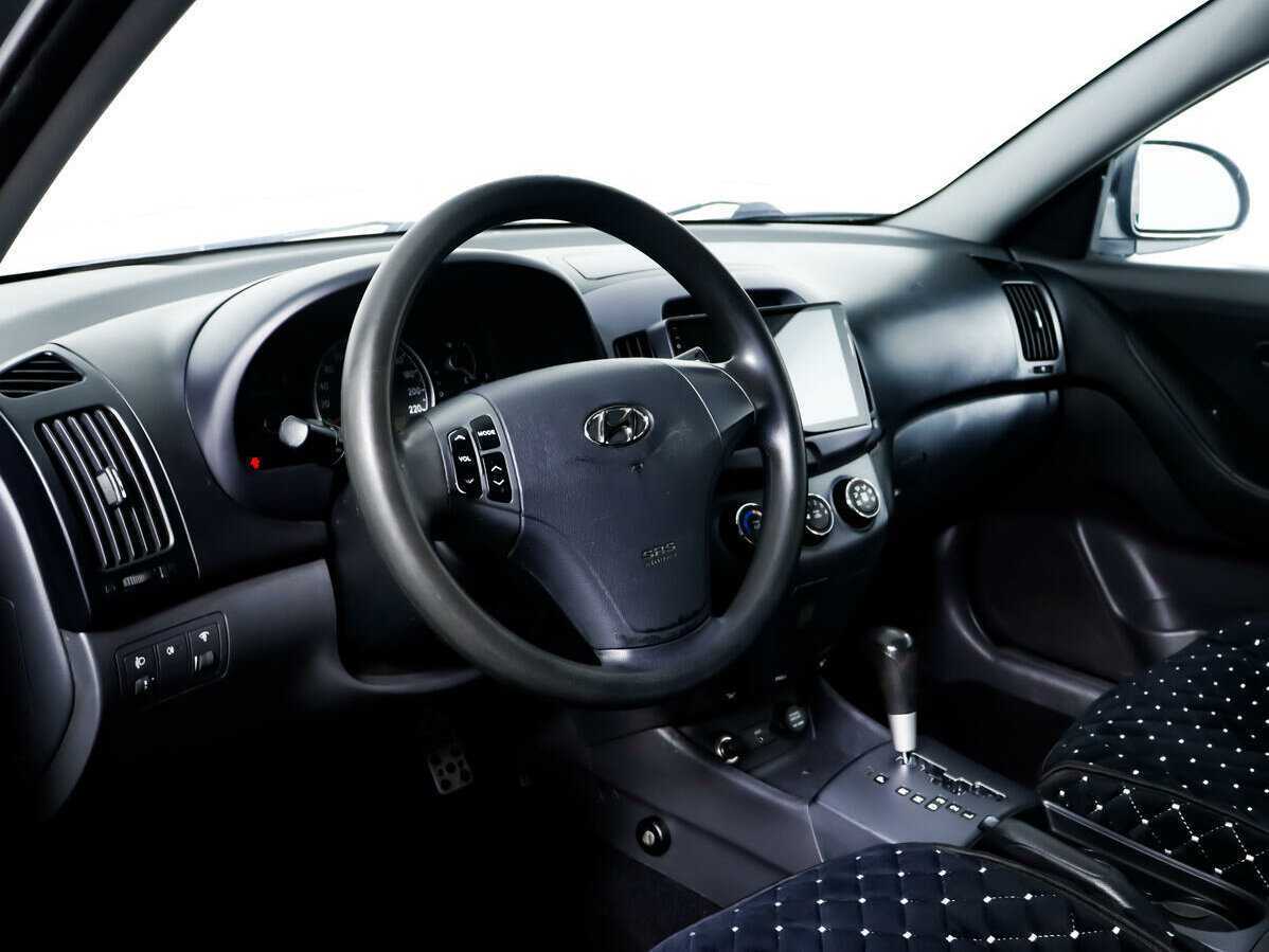Купить Hyundai Elantra, 2008, 310 449 км, фото №13