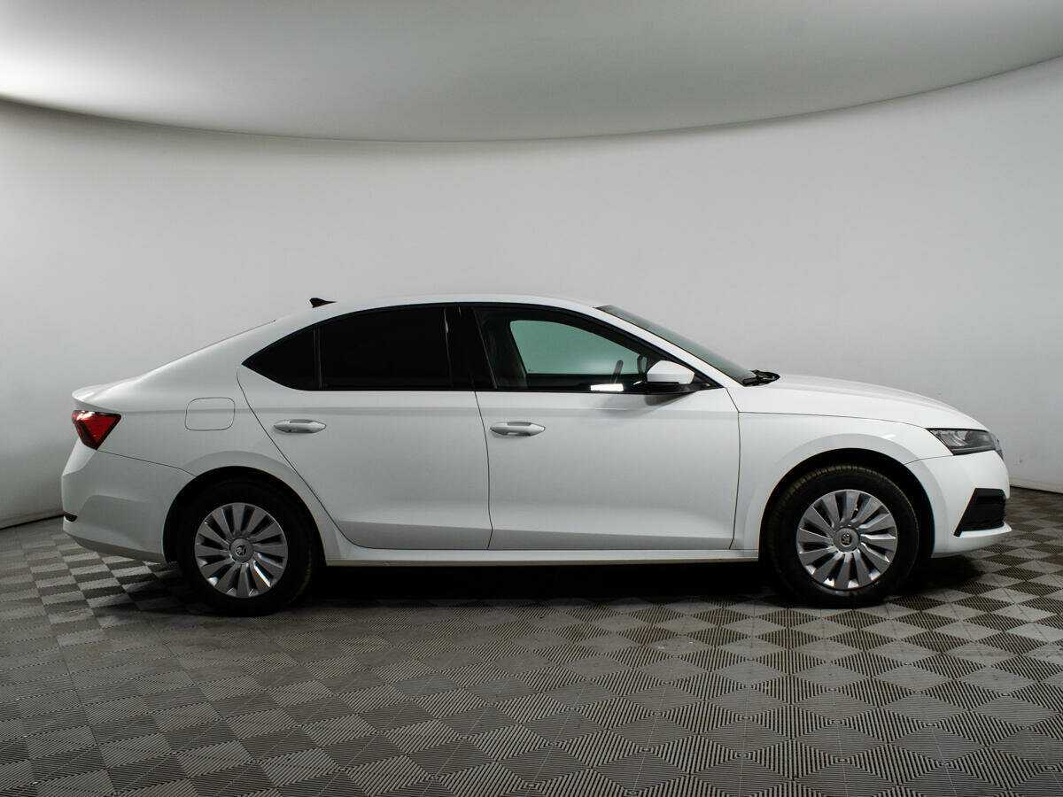 Купить Skoda Octavia, 2021, 112 500 км, фото №4
