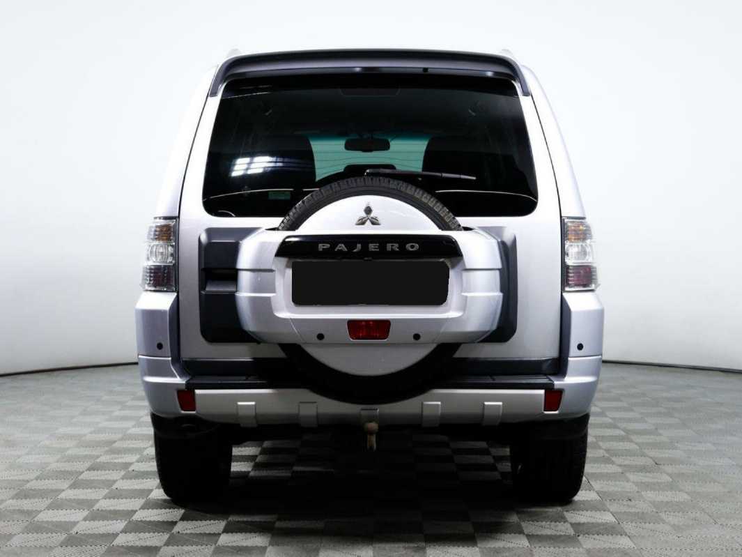 Купить Mitsubishi Pajero, 2011, 202 863 км, фото №5