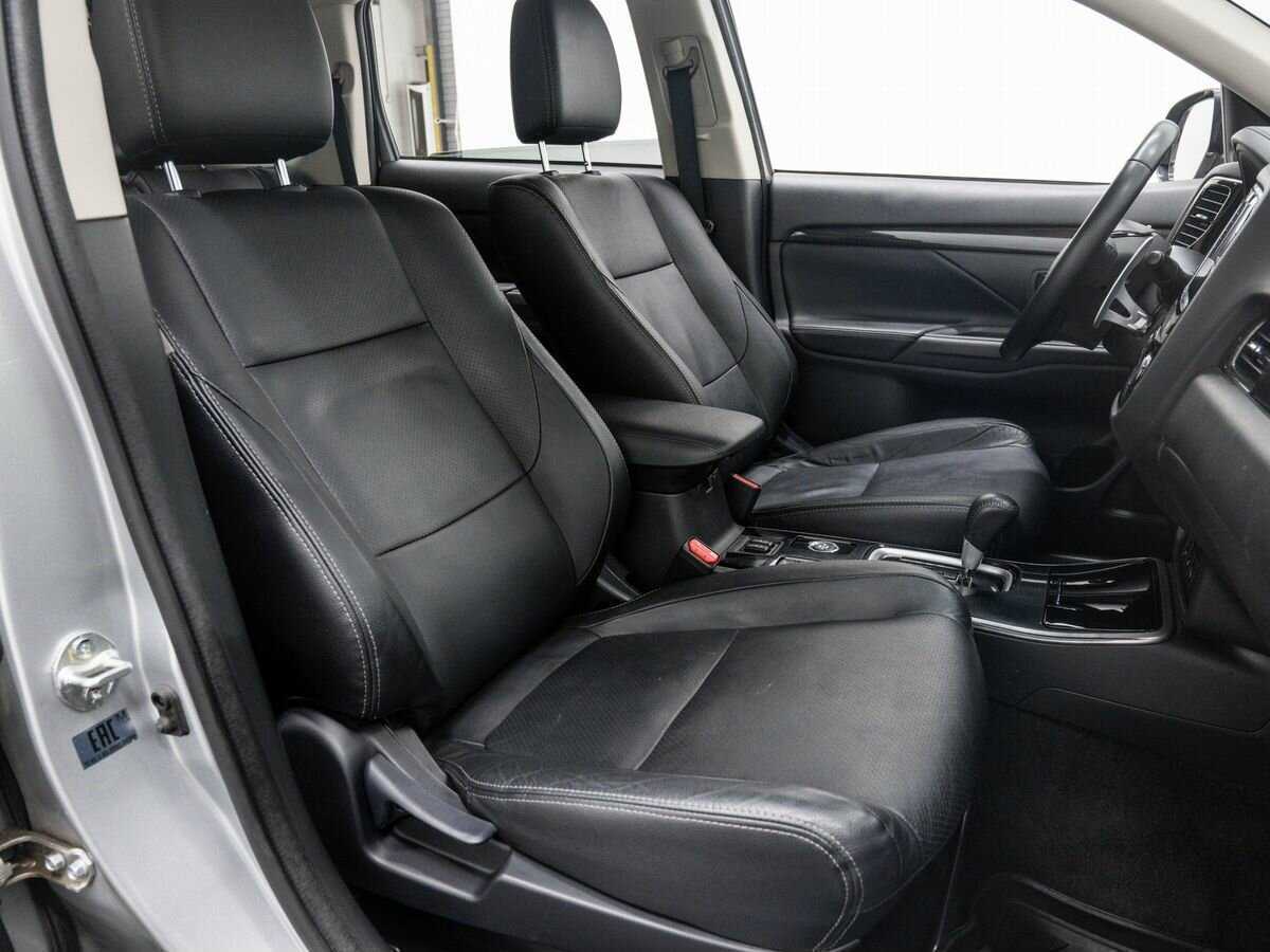 Купить Mitsubishi Outlander, 2018, 70 020 км, фото №9