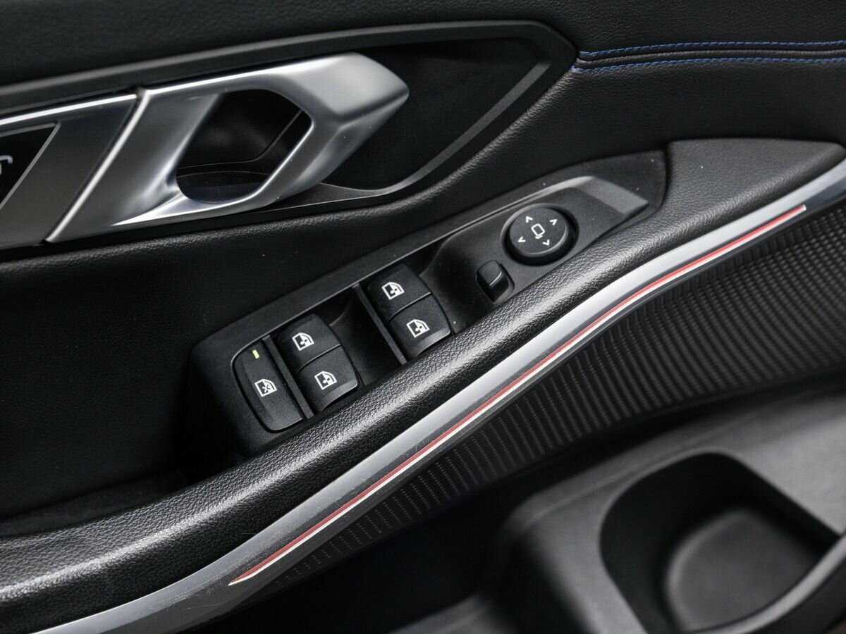 Купить BMW 3 серии 330i, 2019, 201 151 км, фото №11