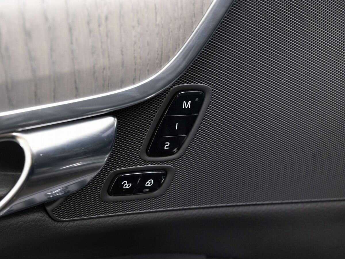Купить Volvo V90 Cross Country, 2020, 149 437 км, фото №19