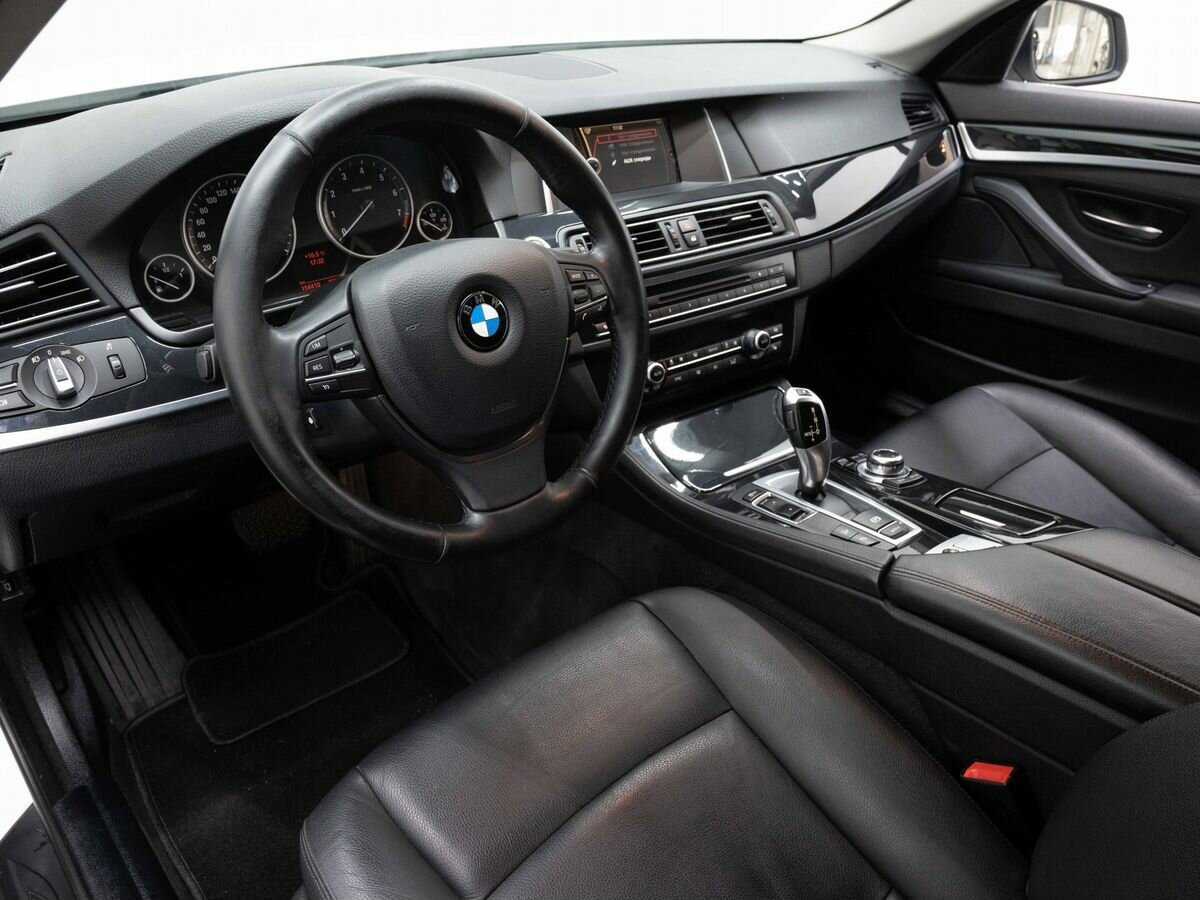 Купить BMW 5 серии 528i xDrive, 2013, 155 000 км, фото №9