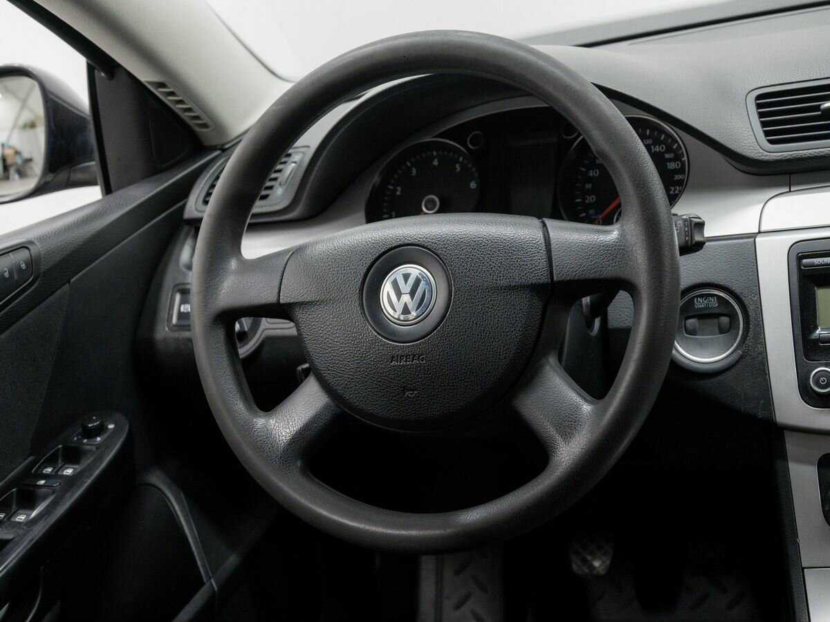 Купить Volkswagen Passat, 2010, 316 610 км, фото №11