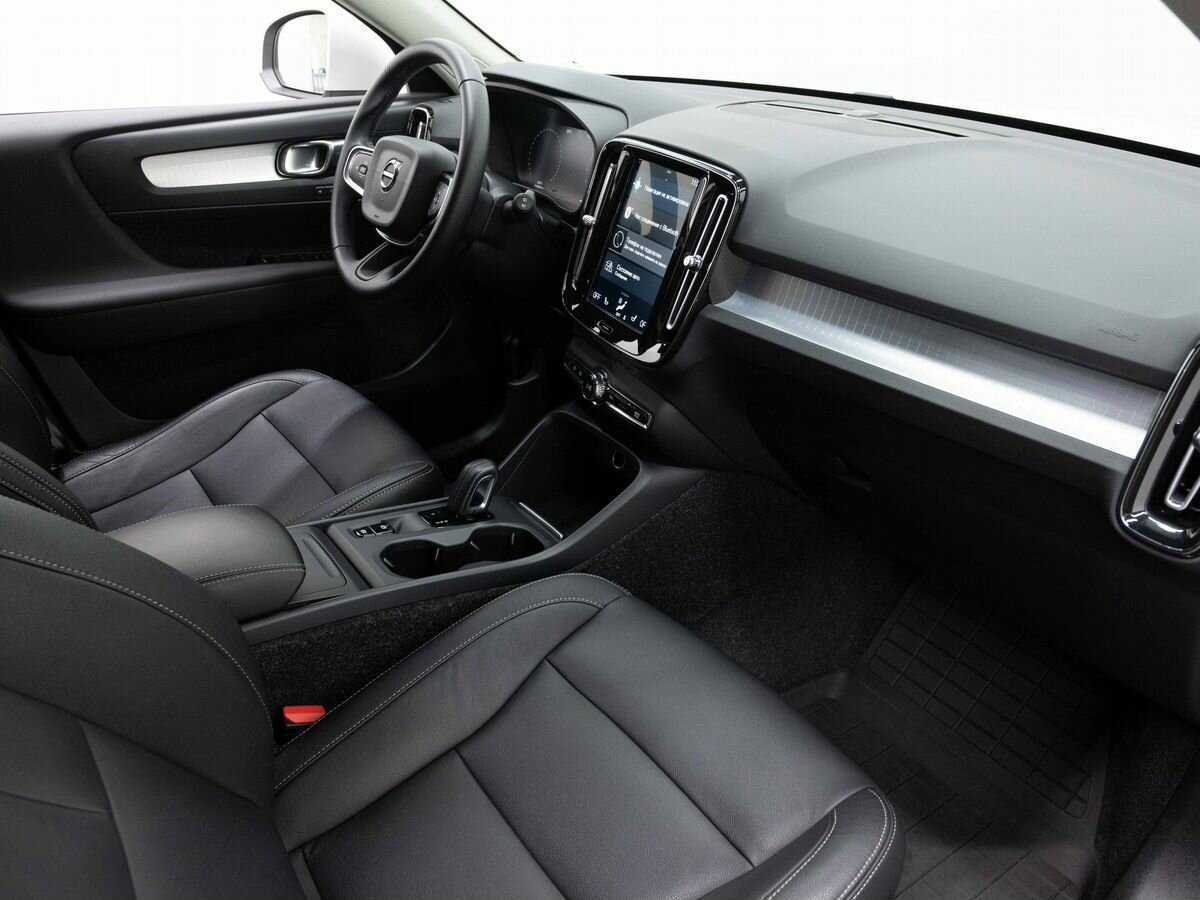 Купить Volvo XC40, 2018, 32 515 км, фото №13