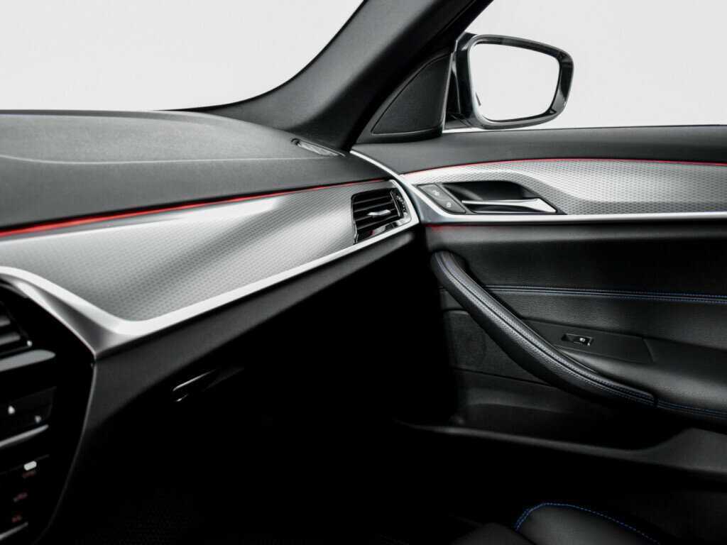 Купить BMW 5 серии 520d xDrive, 2019, 84 769 км, фото №17