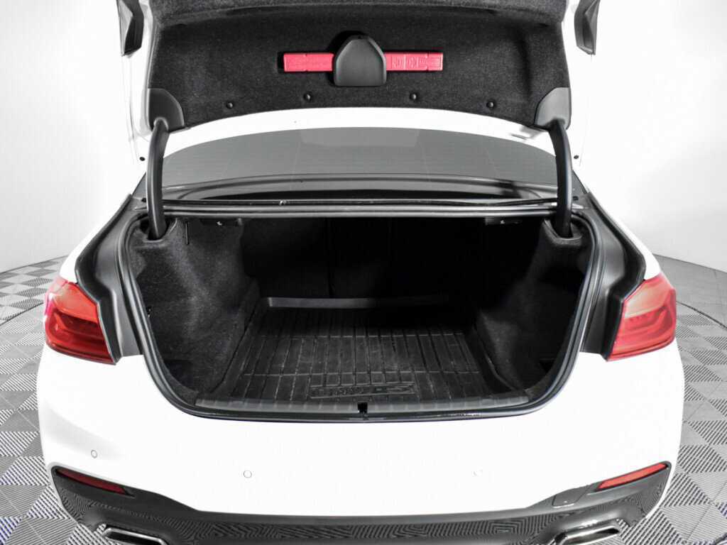 Купить BMW 5 серии 520d xDrive, 2019, 84 769 км, фото №18