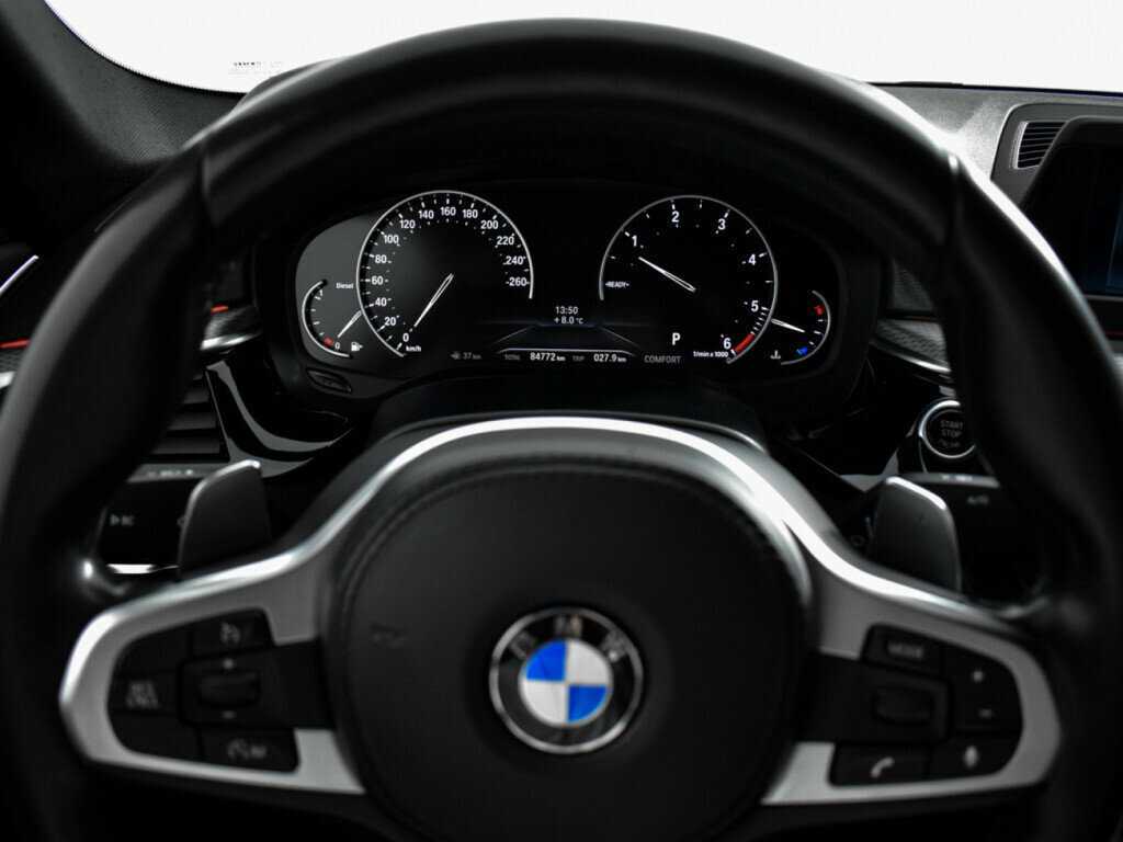 Купить BMW 5 серии 520d xDrive, 2019, 84 769 км, фото №26