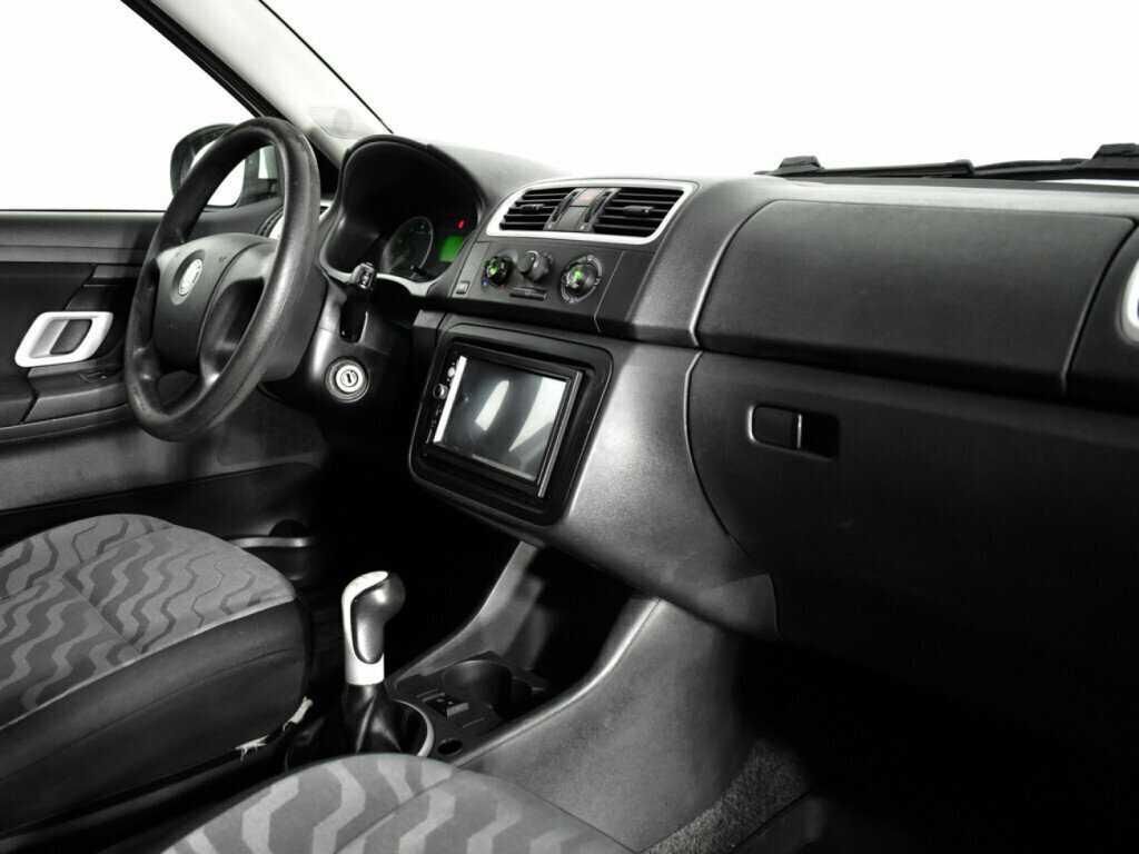 Купить Skoda Fabia, 2009, 218 100 км, фото №9
