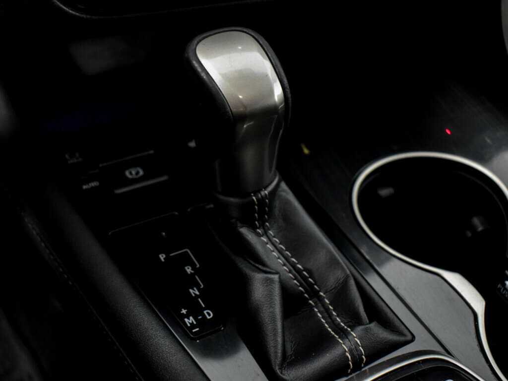 Купить Lexus RX 200t, 2016, 220 360 км, фото №10